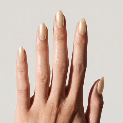 Soirée — press-on nails in medium oval